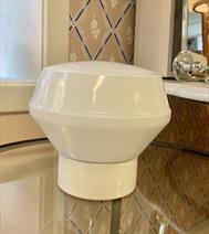 638 porselenssokkel med UFO kuppel